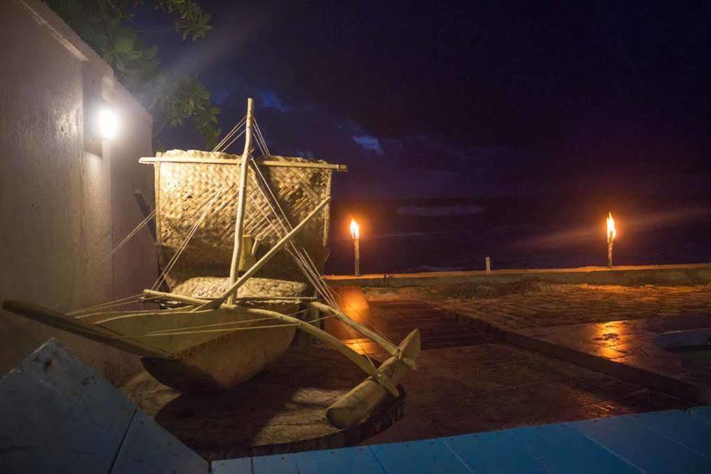 Lucky Seven Beach Resort Hikkaduwa Exterior foto