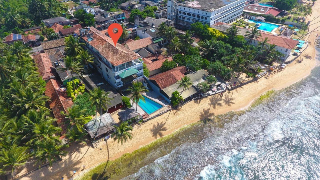Lucky Seven Beach Resort Hikkaduwa Exterior foto